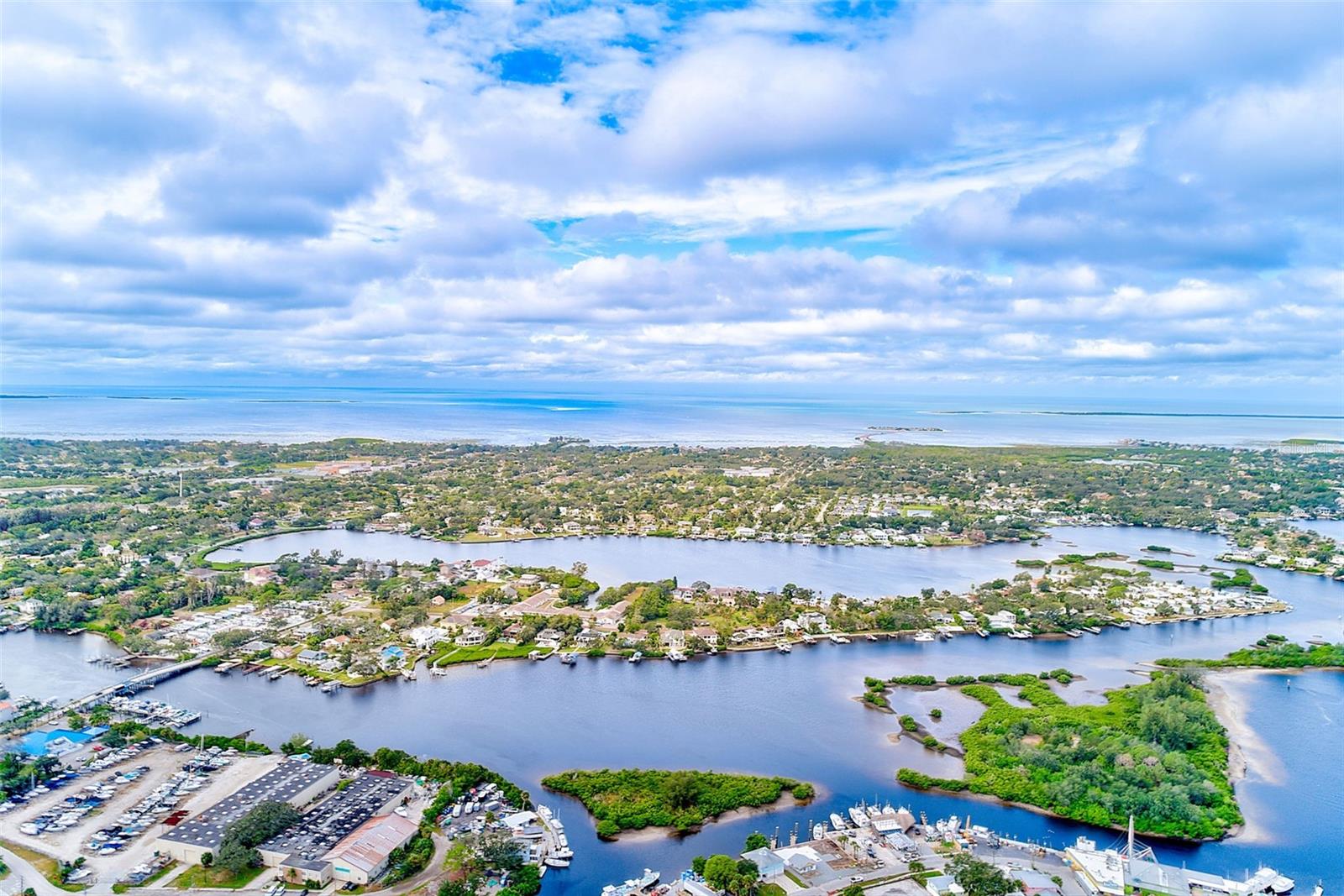 1 BLOCK OFF SPONGE DOCKS