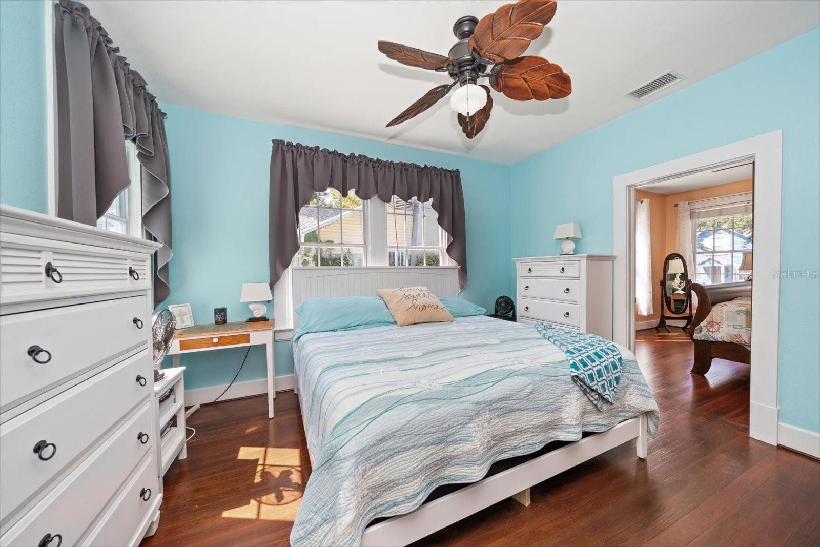 Guest bedroom