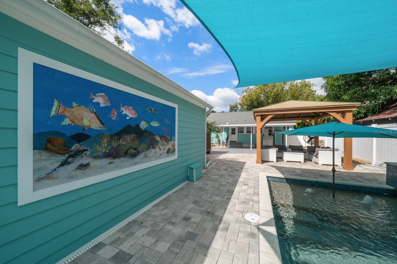 Wonderful pavered outdoor space