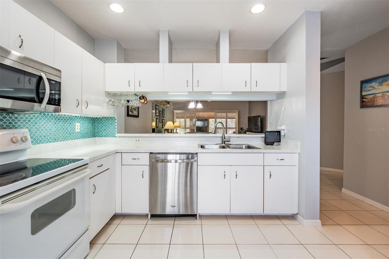 Bright Kitchen