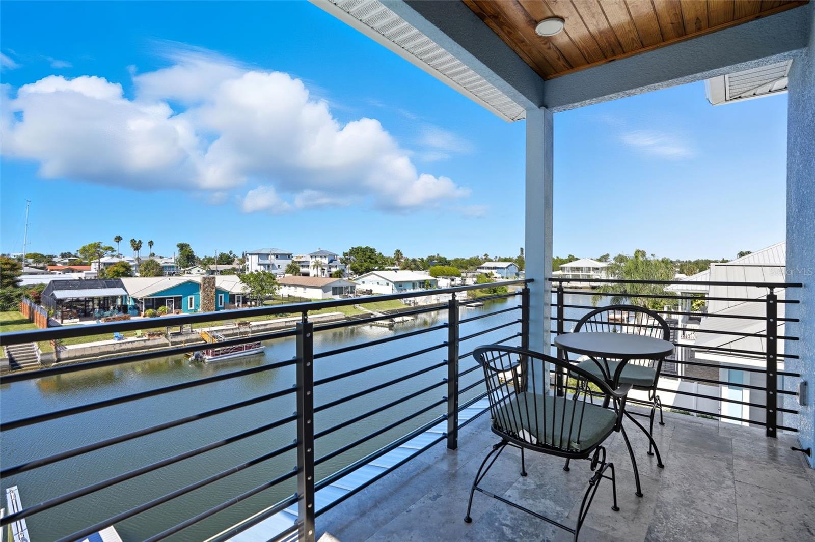 3-story views!