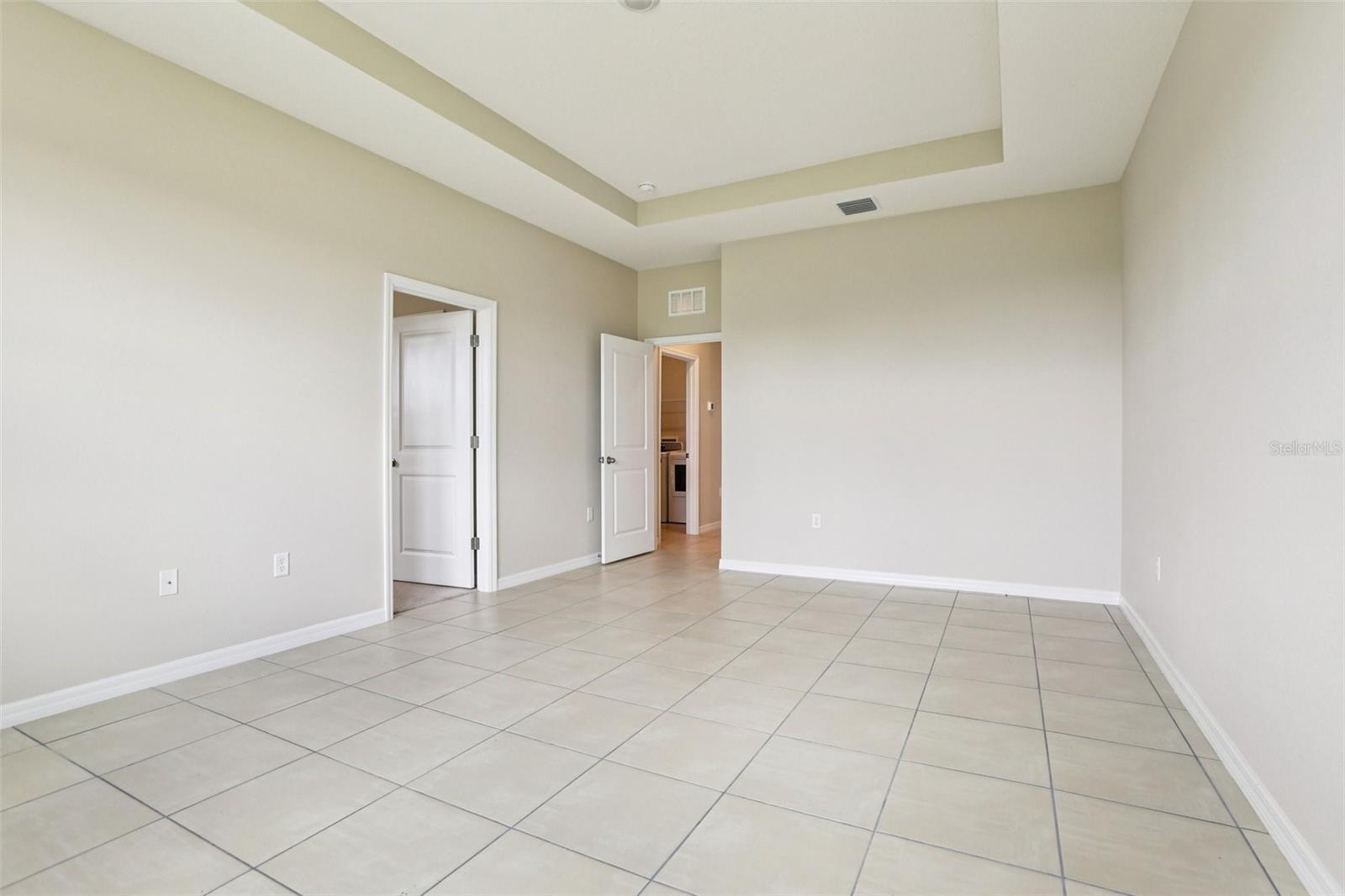 Bonus room/Office
