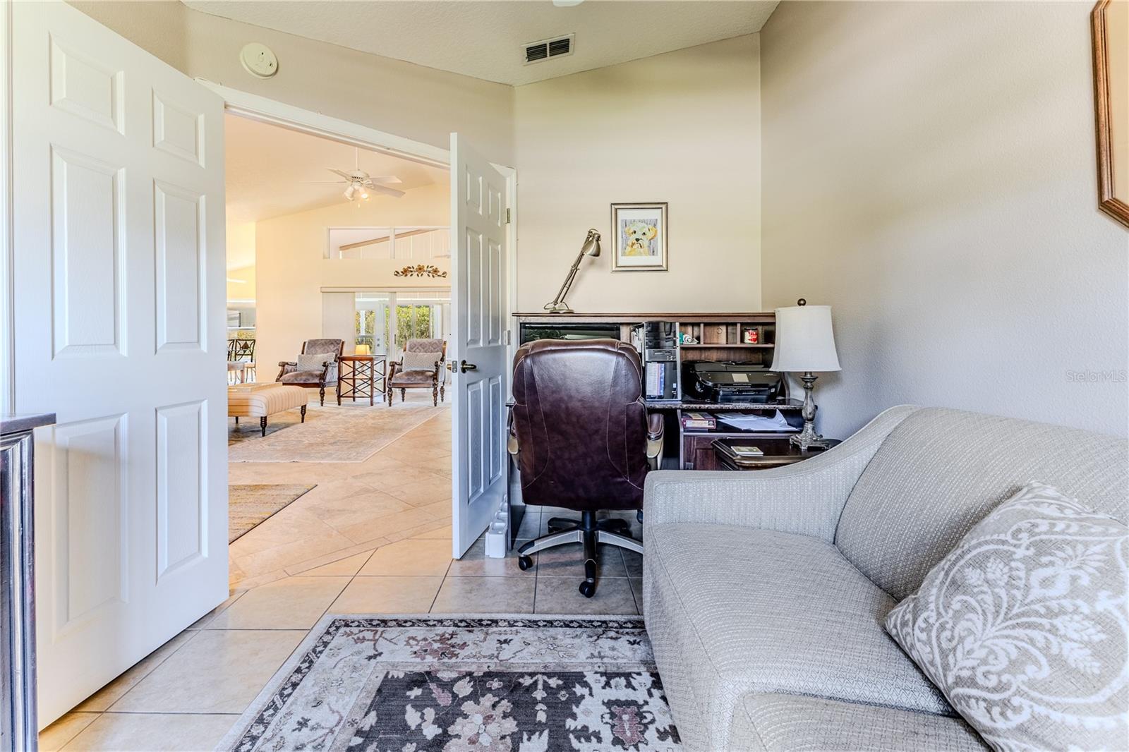 Bedroom/Office/Den