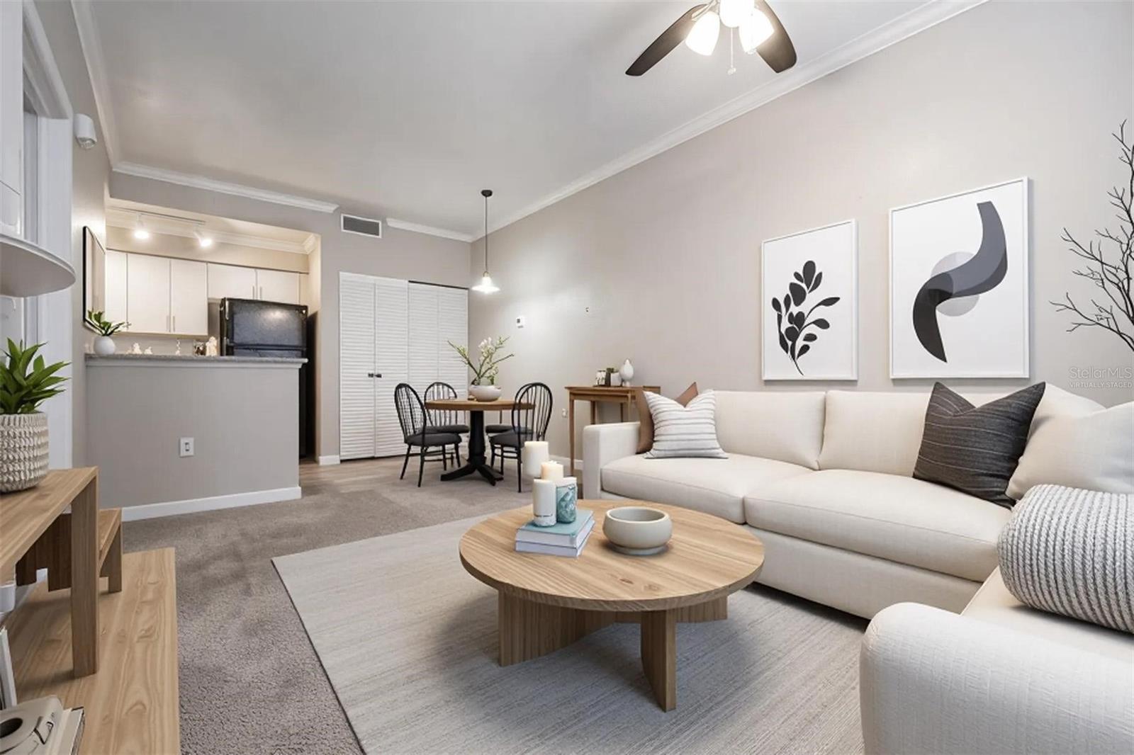 This photo has been Virtually Staged.