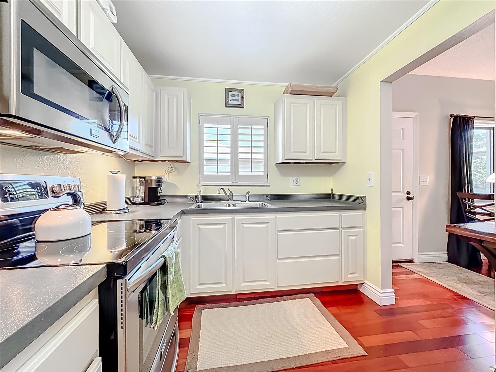 2933 Lichen Lane A - kitchen, view toward entry