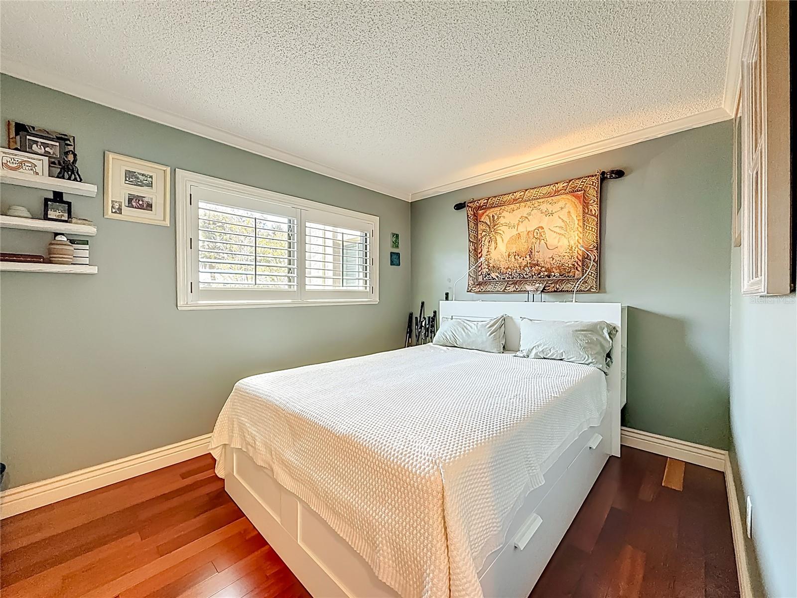 2933 Lichen Lane A - Bedroom 2, queen size bed