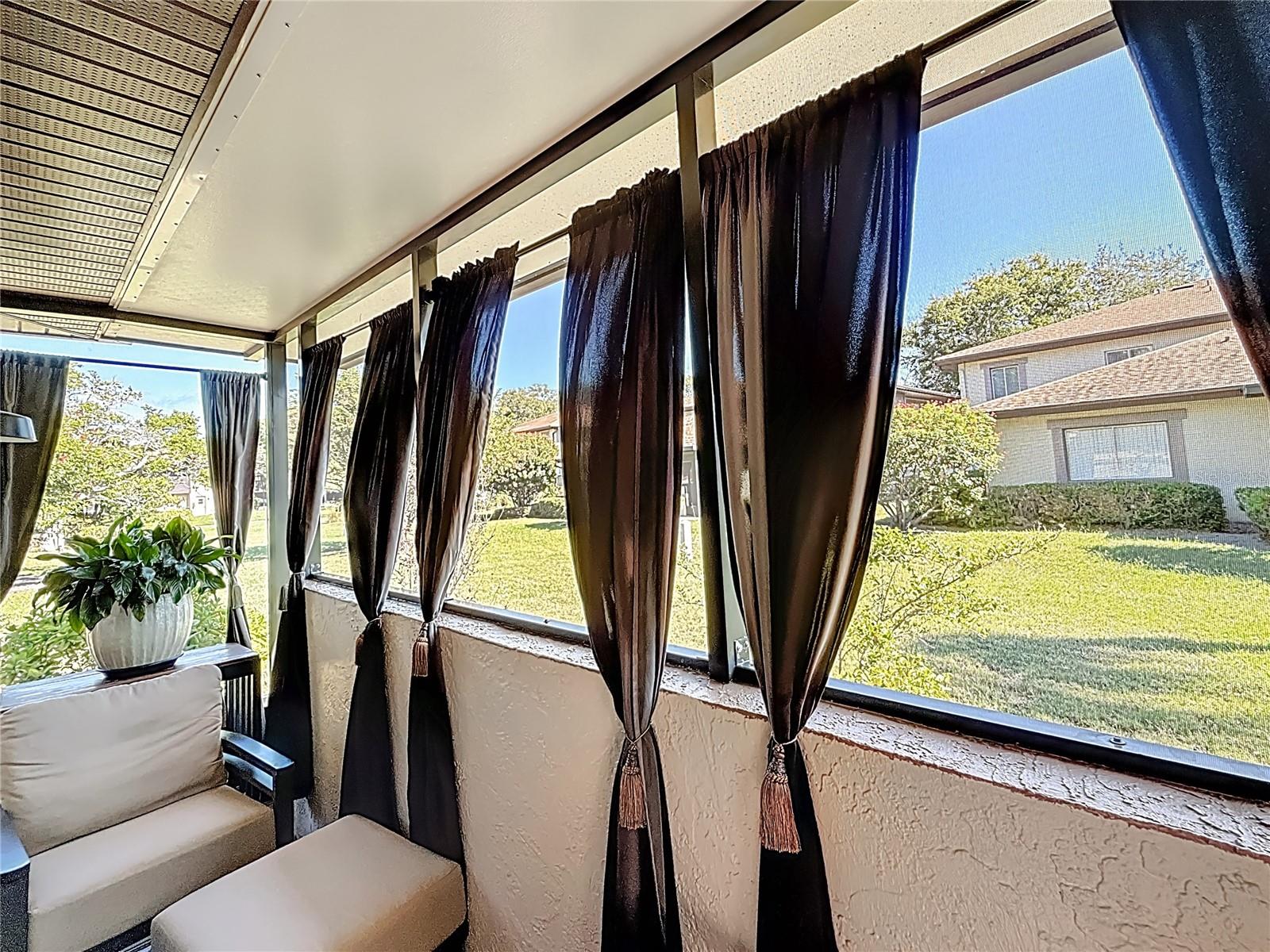2933 Lichen Lane A - lanai
