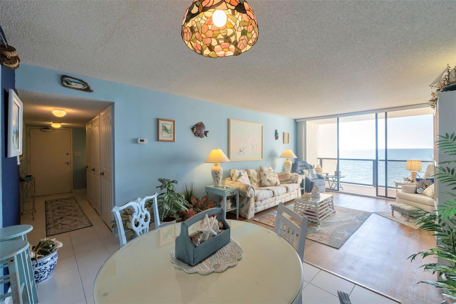 dining/living