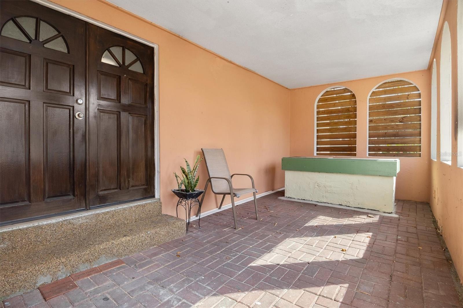 Side porch