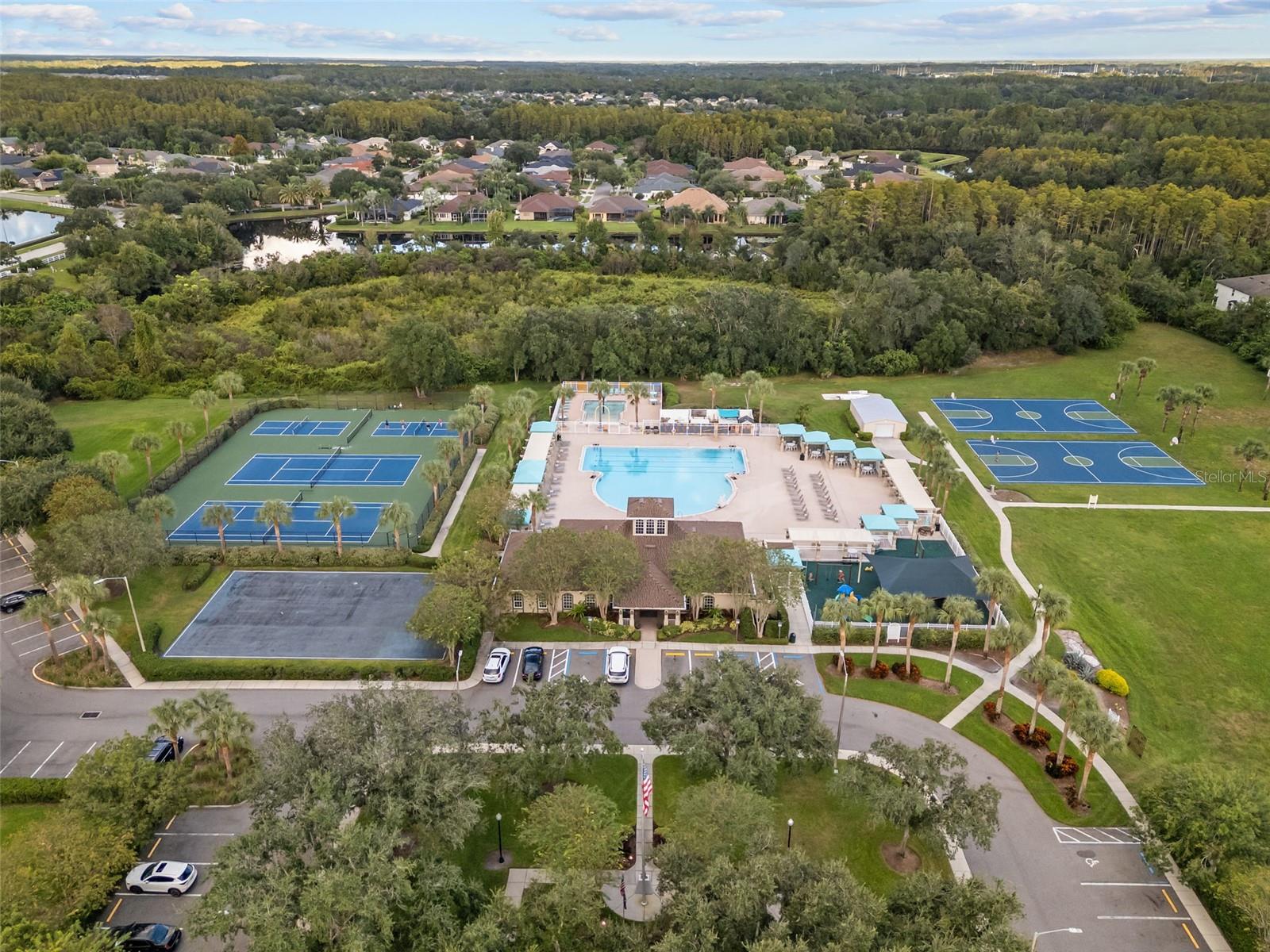 Oakstead amenities