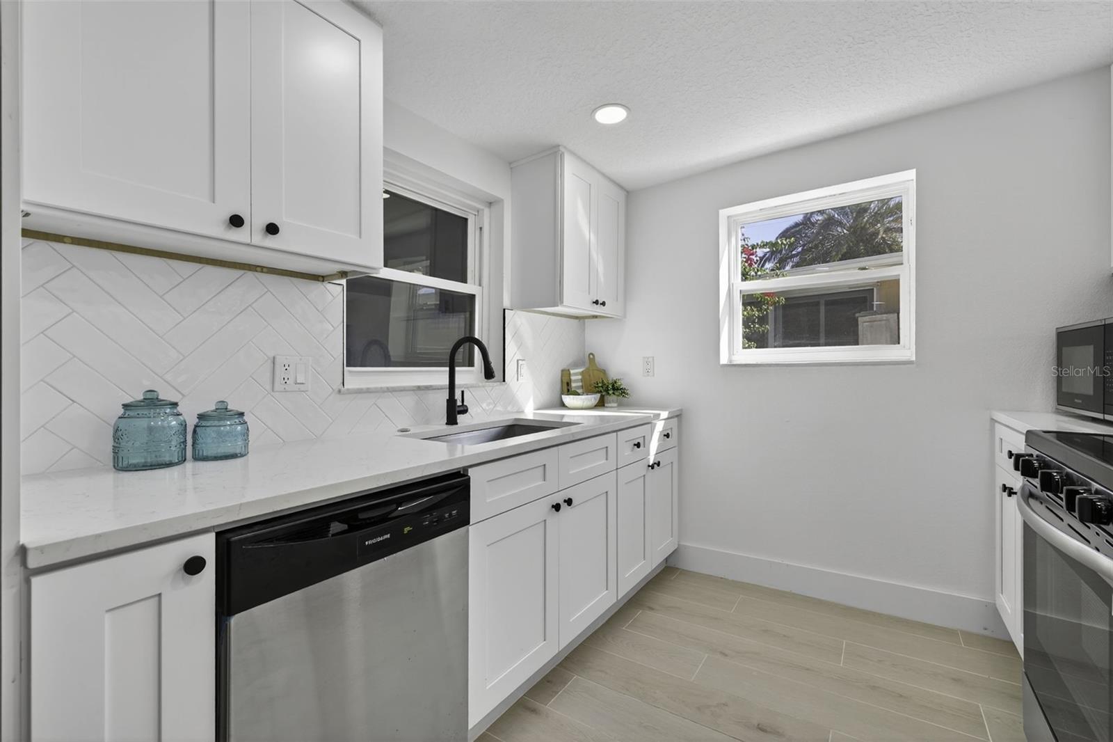 Even the Kitchen has a view of the water!
