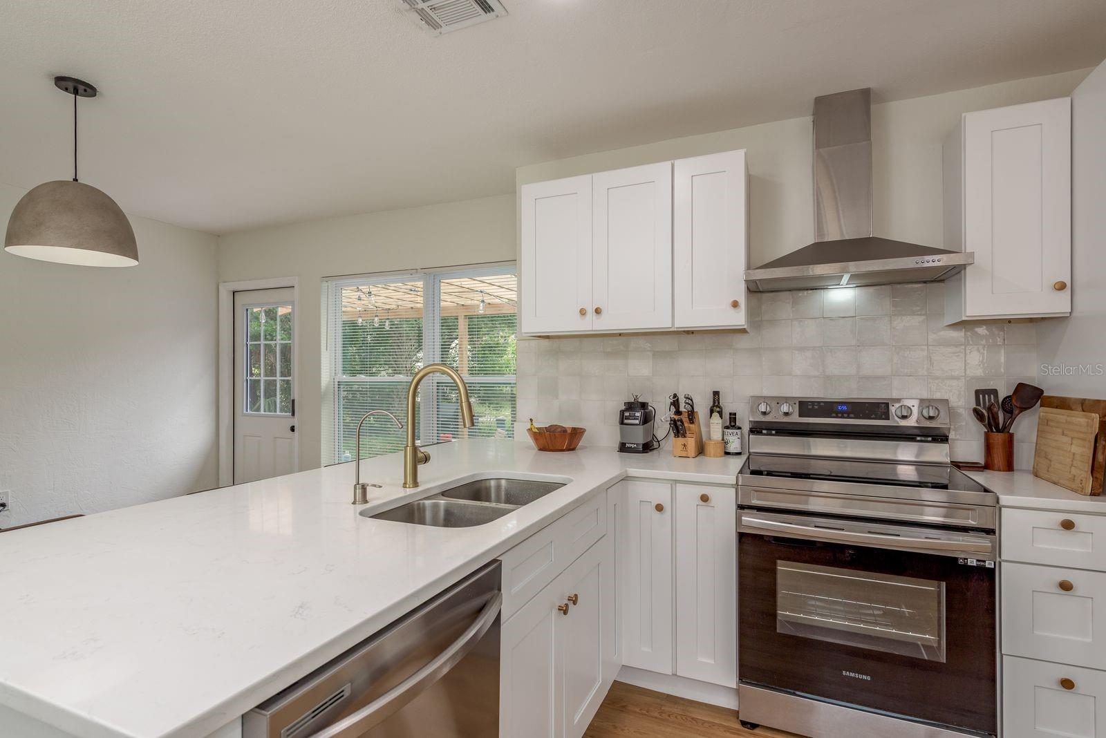 This Kitchen!!