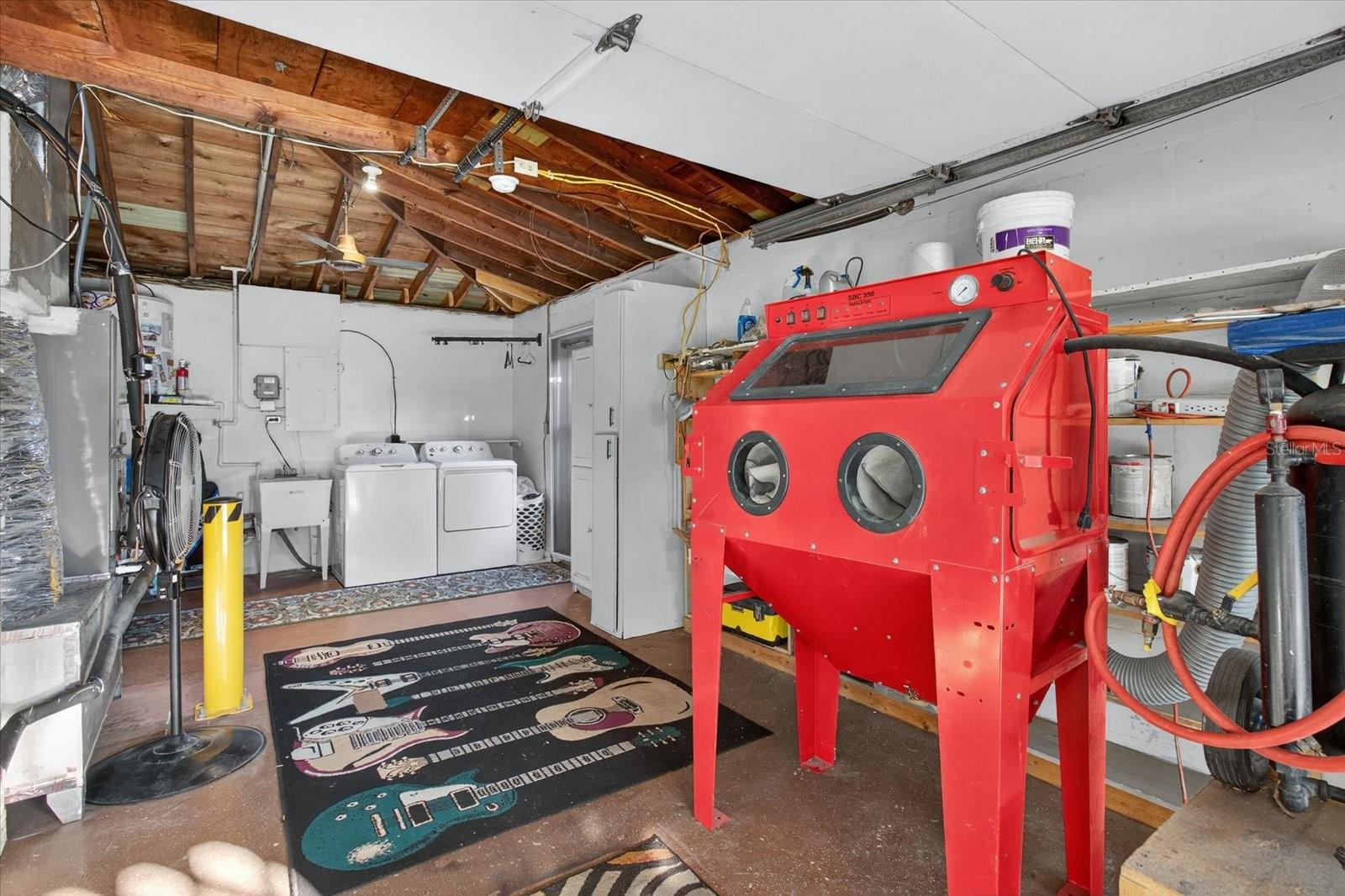 Garage