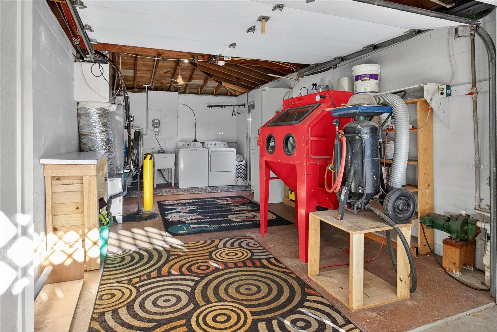 Garage