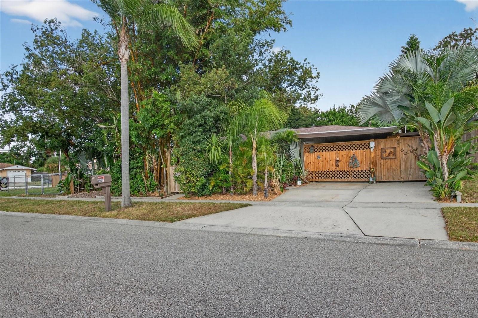 Front of House / Driveway