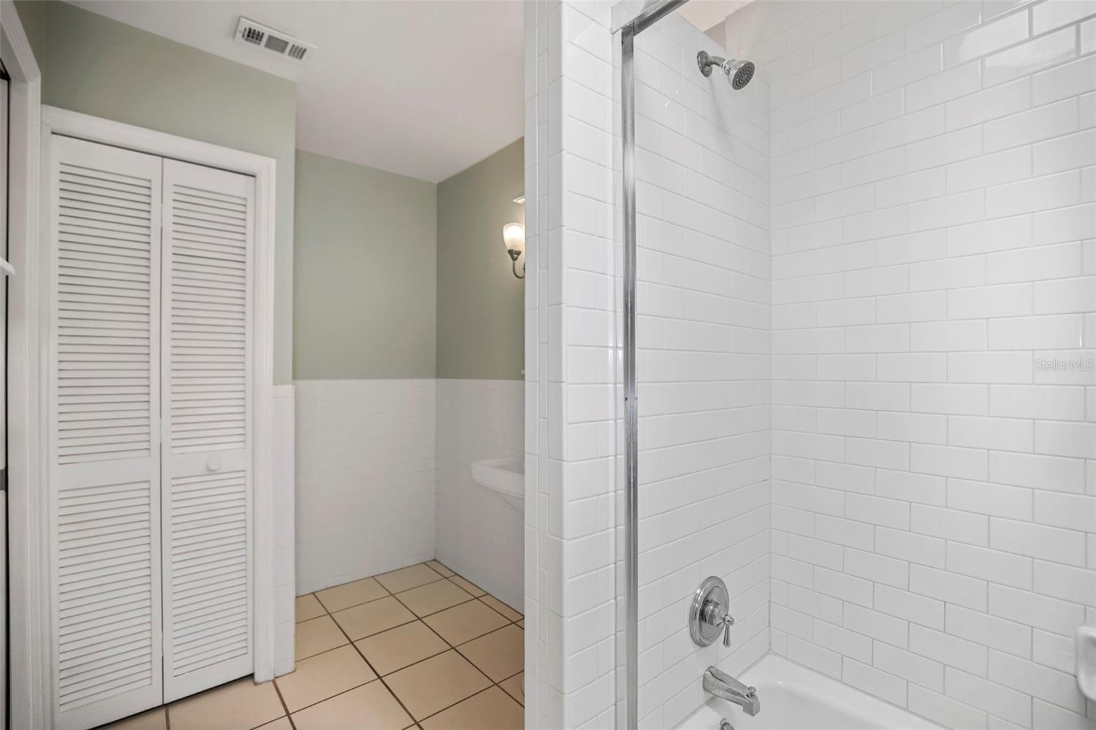 Ensuite bathroom