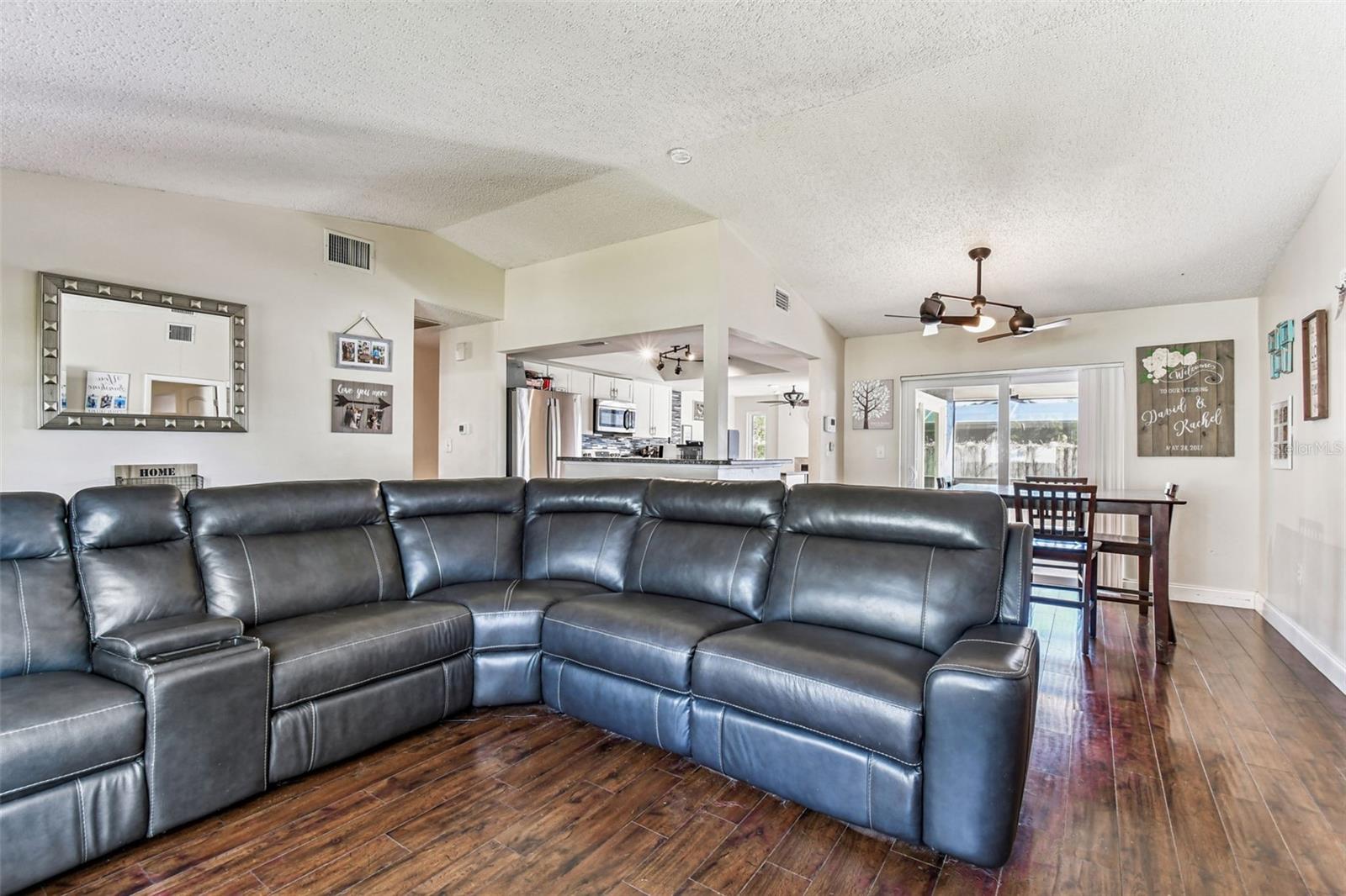 Living/Dining Room