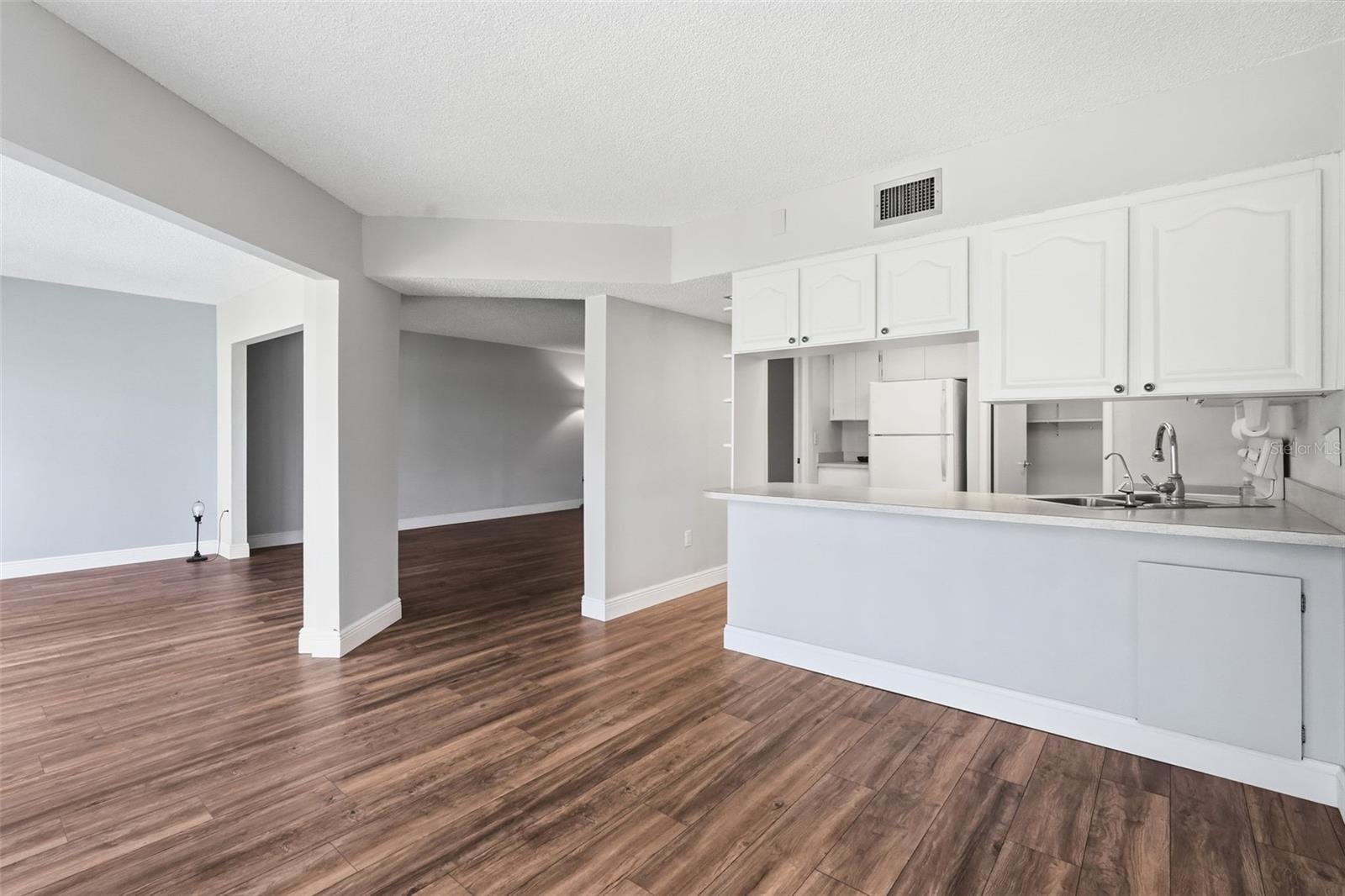 Kitchen/Dining/Bonus area