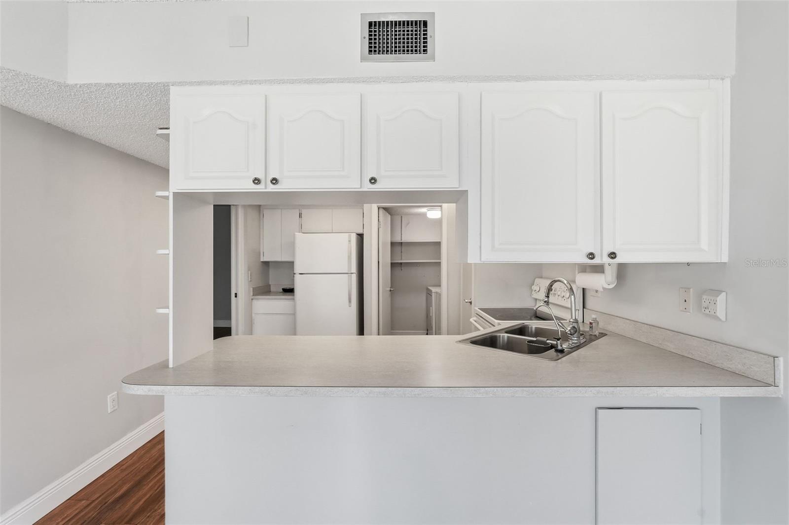 Kitchen - Ready for your personal touch
