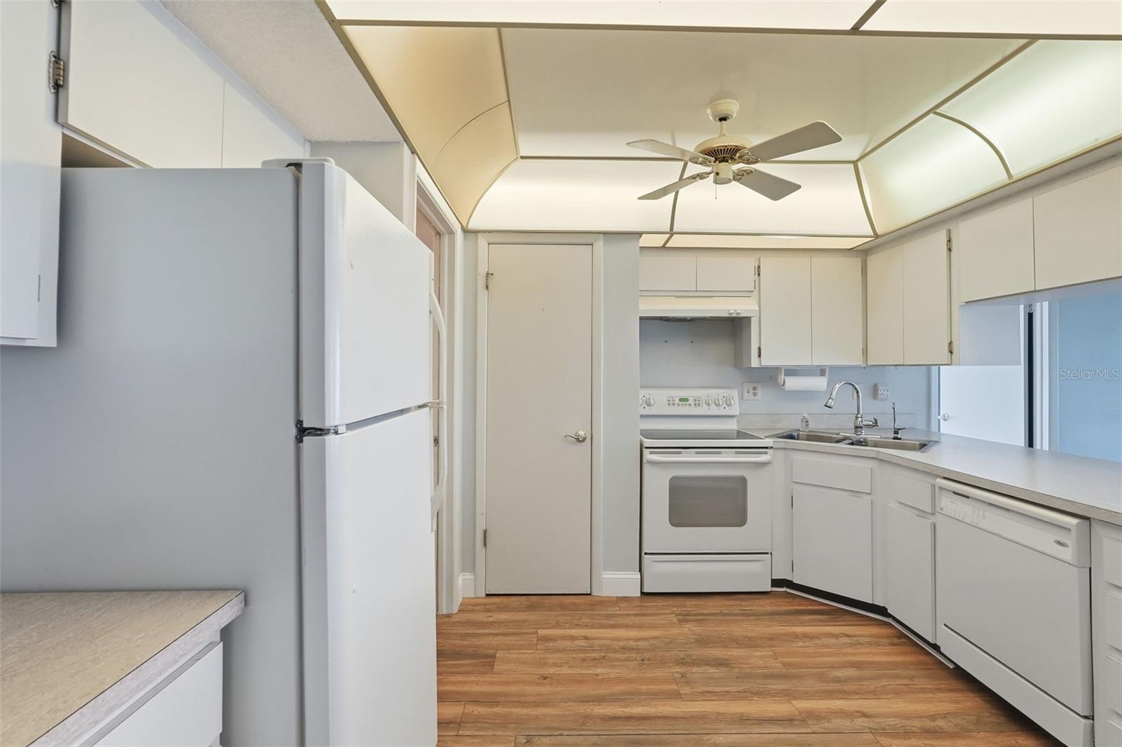 Kitchen - Ready for your personal touch