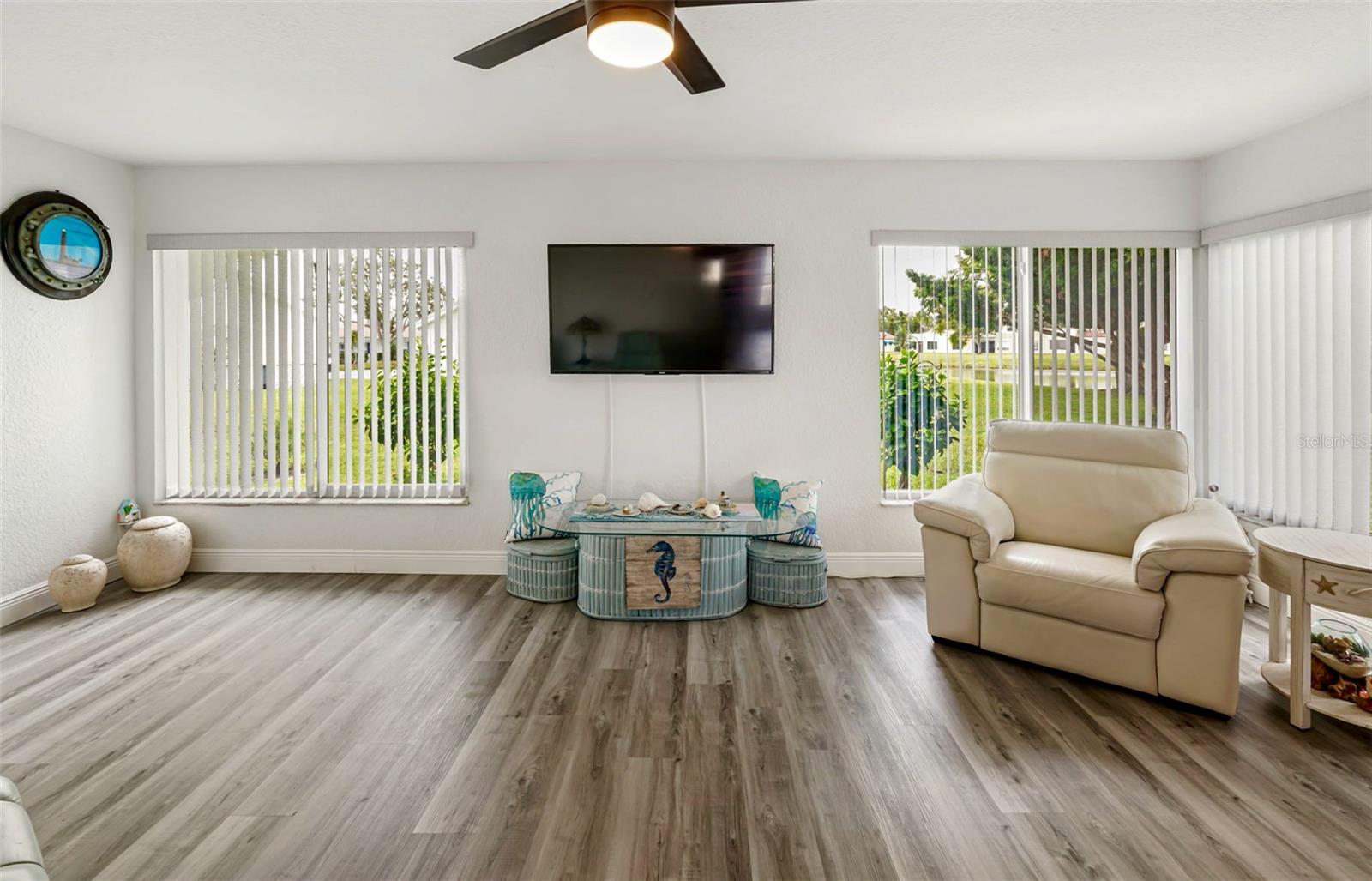 18-family room view