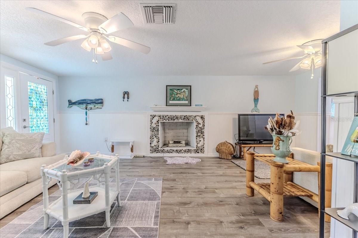 Entrance & Living Room