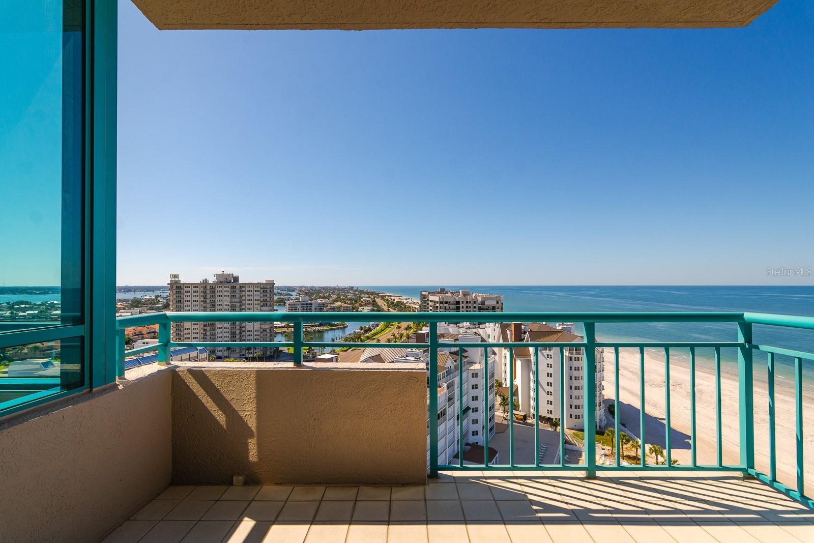 Dinette Balcony