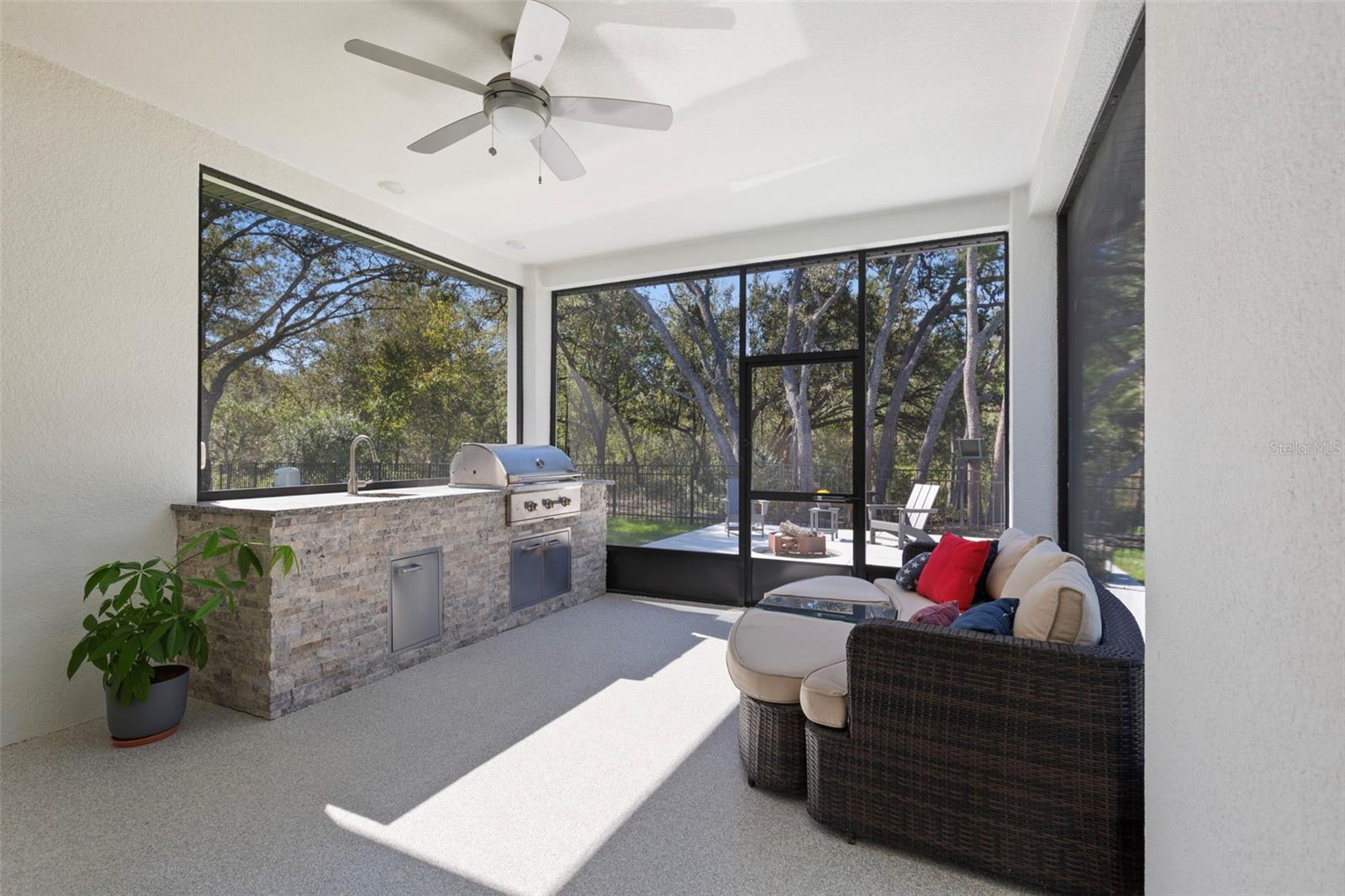Outdoor kitchen