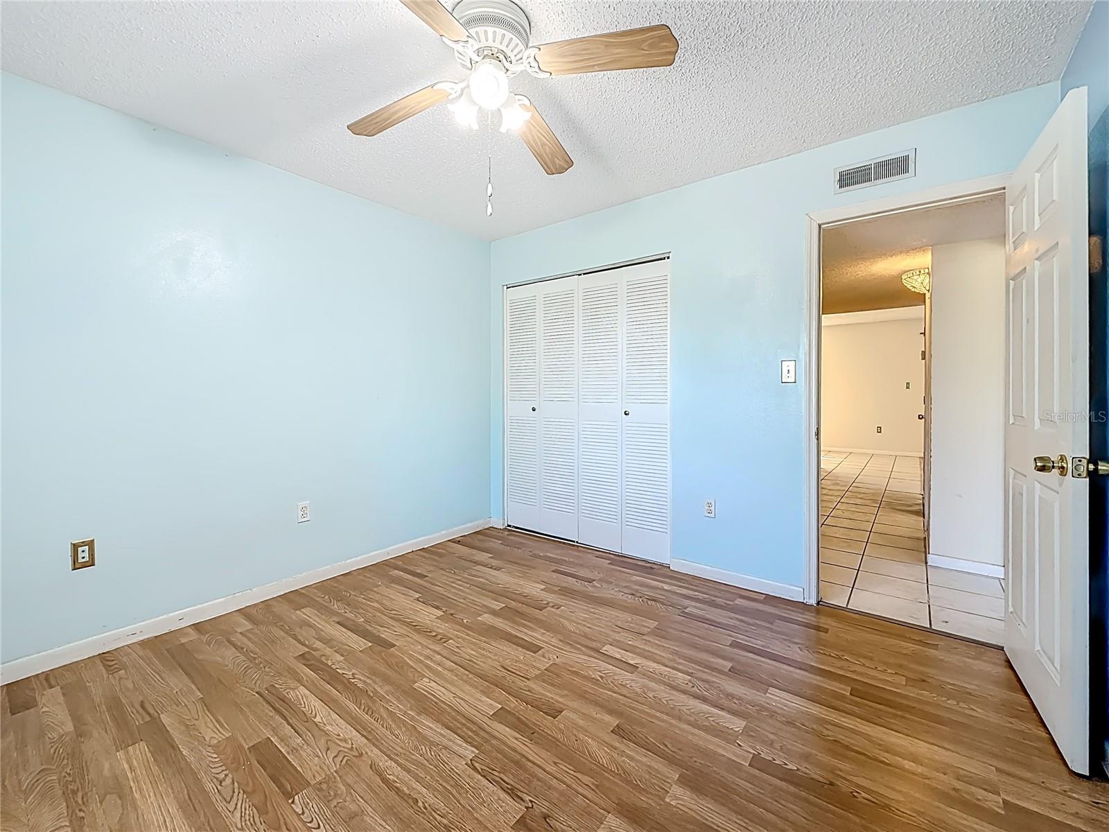 2nd Bedroom