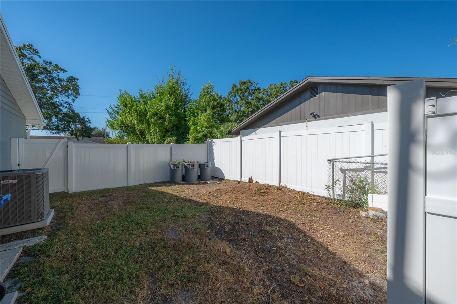 side yard