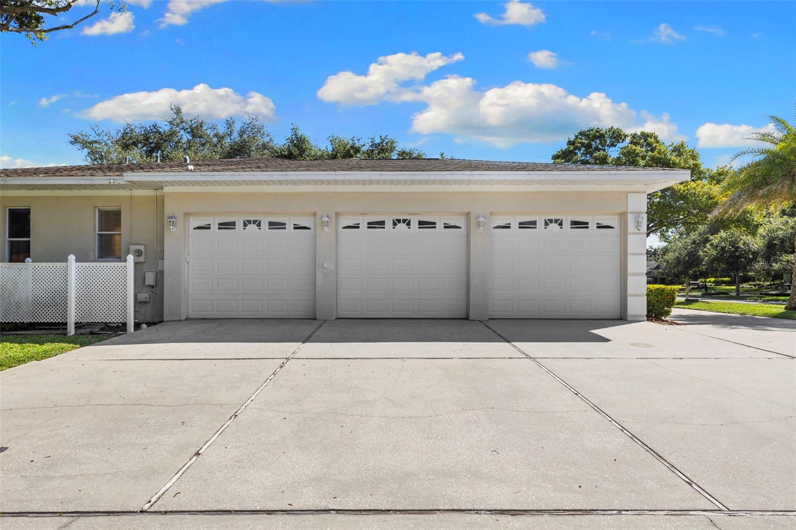 3 Car Garage
