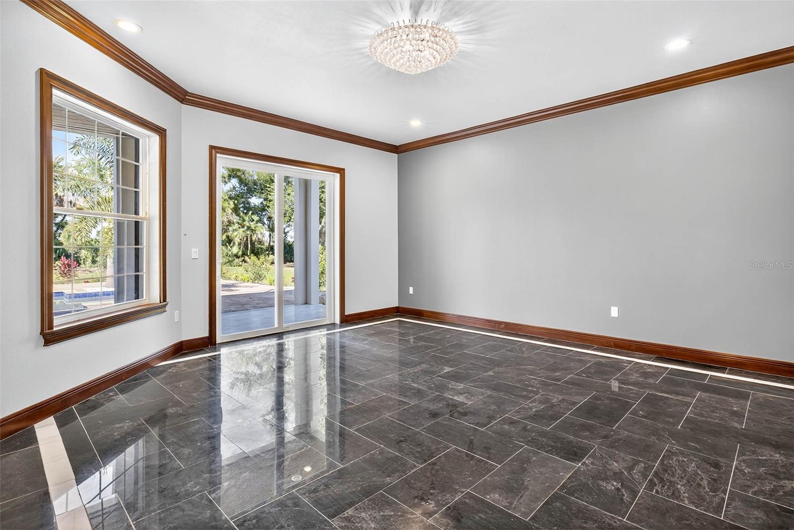 Gym (Bonus Room)