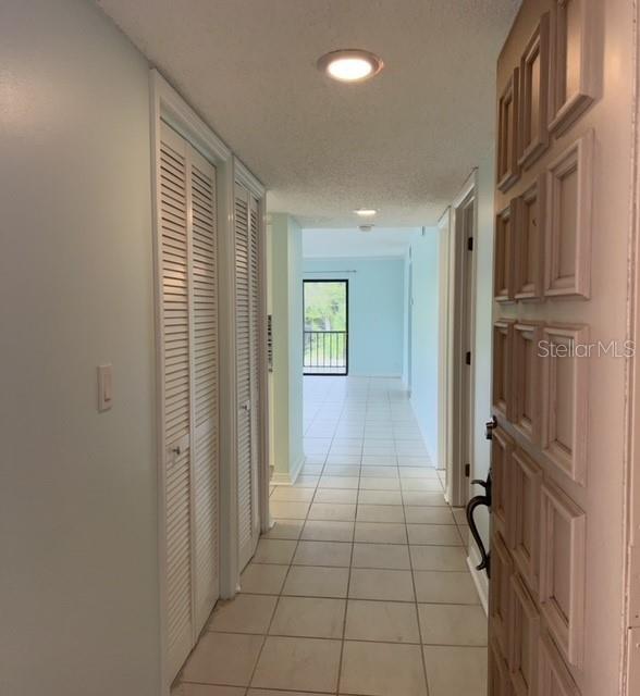 CORNER UNIT