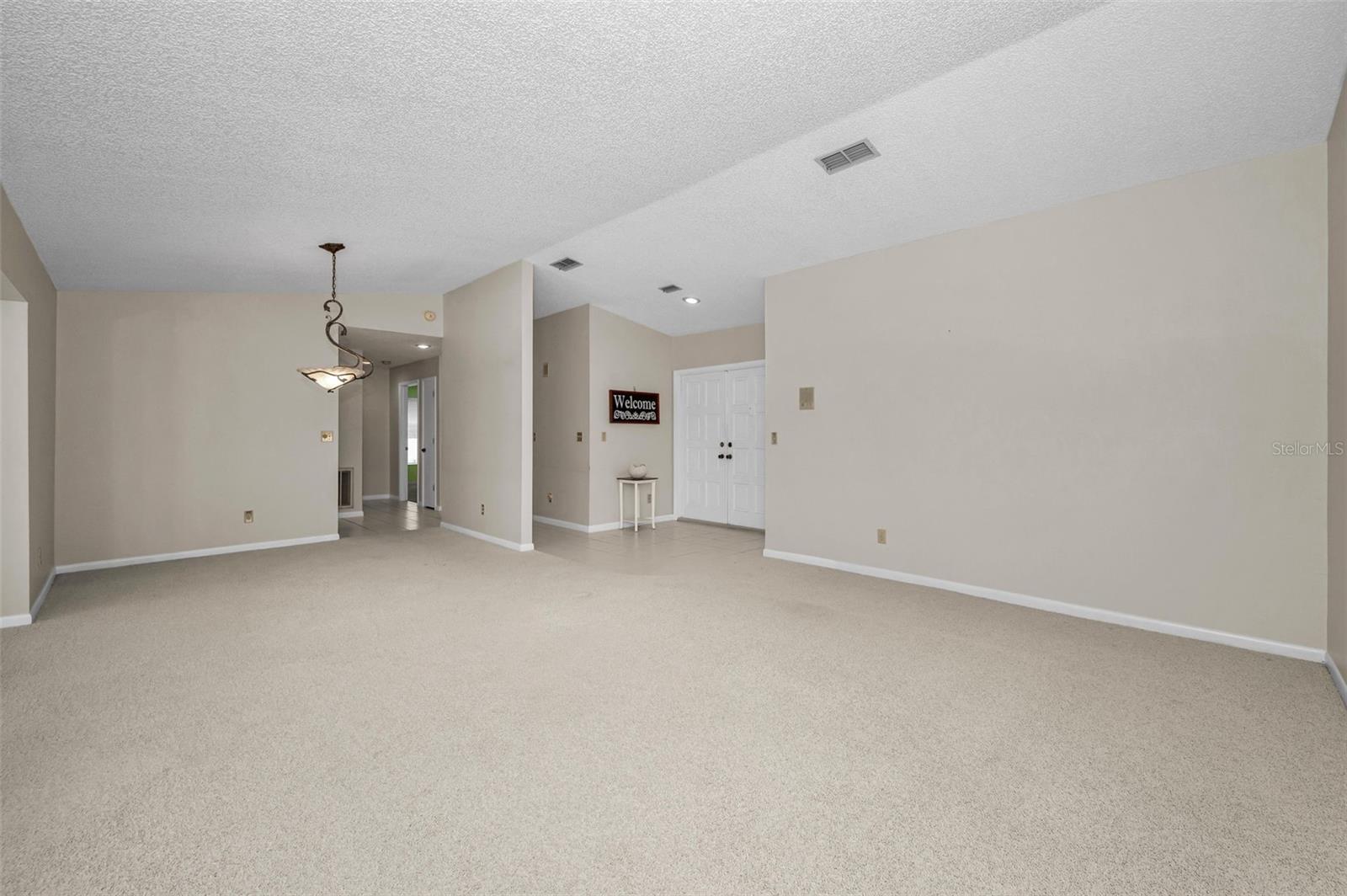 Living/Dining area
