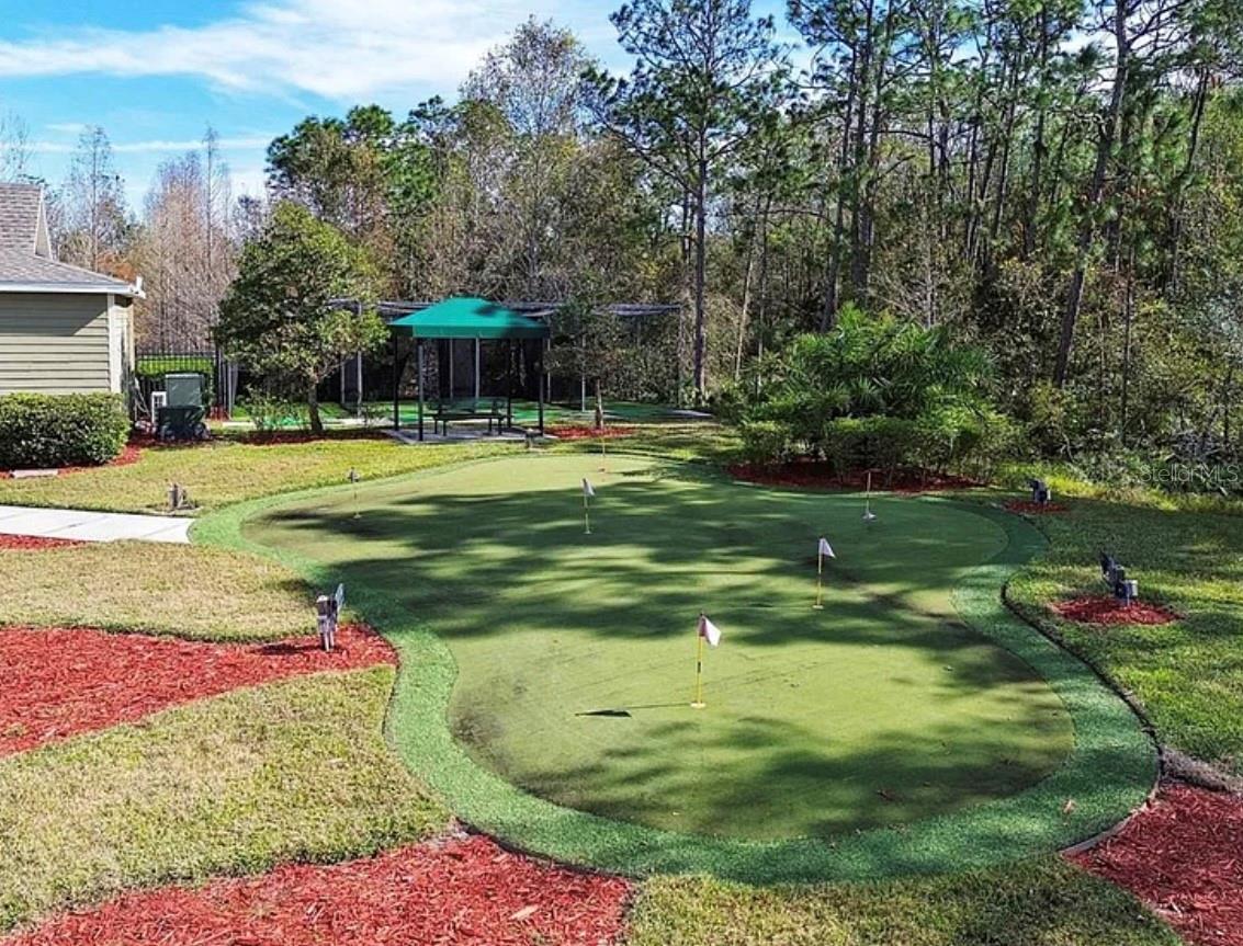 Community Putting Green