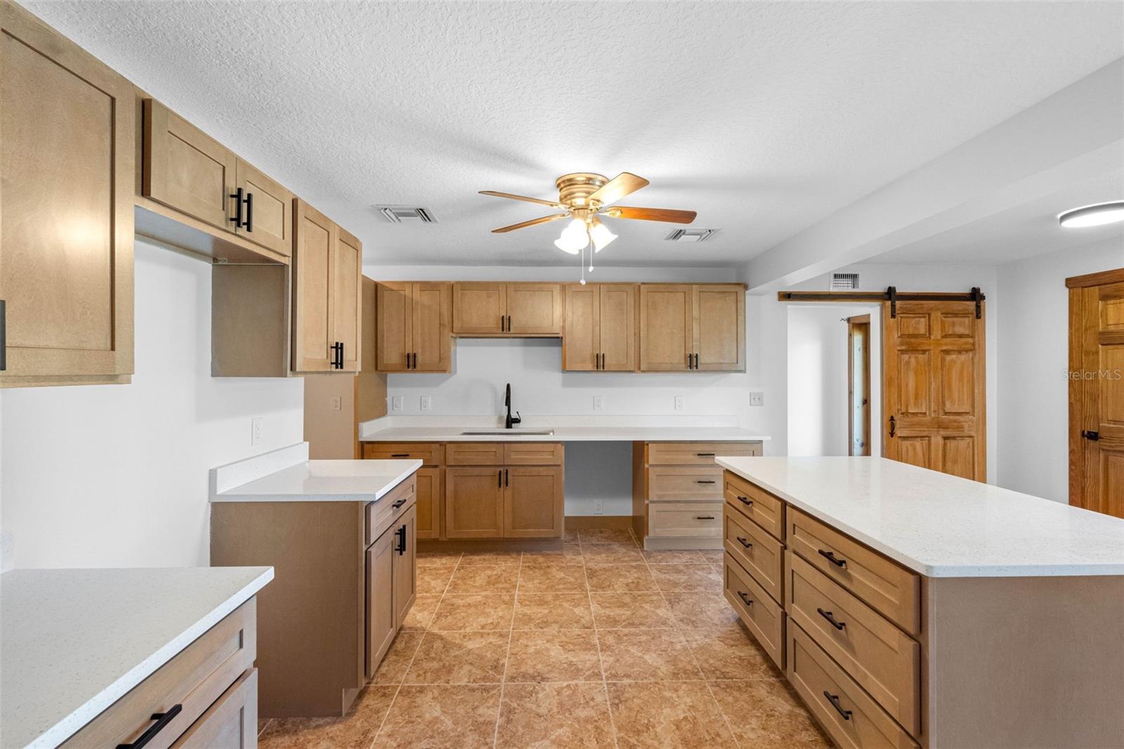 1st floor Kitchen11401 Thonotosassa Rd, Thonotosassa, FL