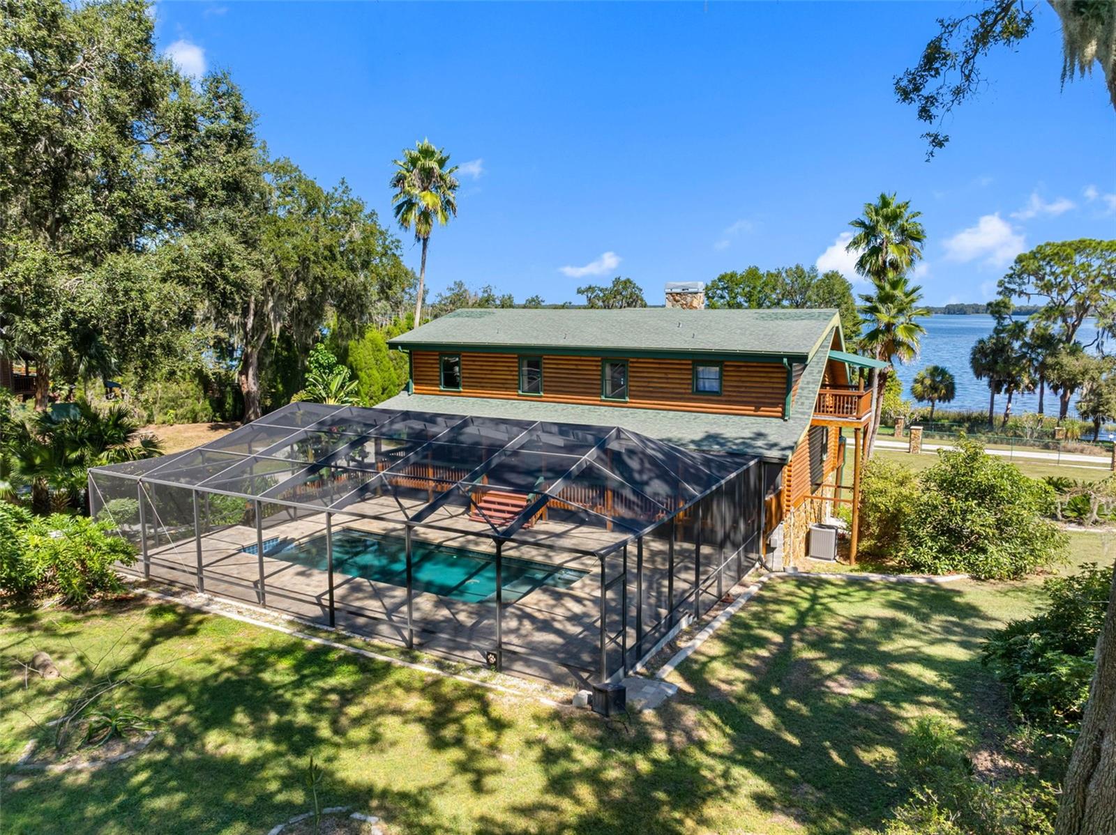 Back of Home11401 Thonotosassa Rd, Thonotosassa, FL