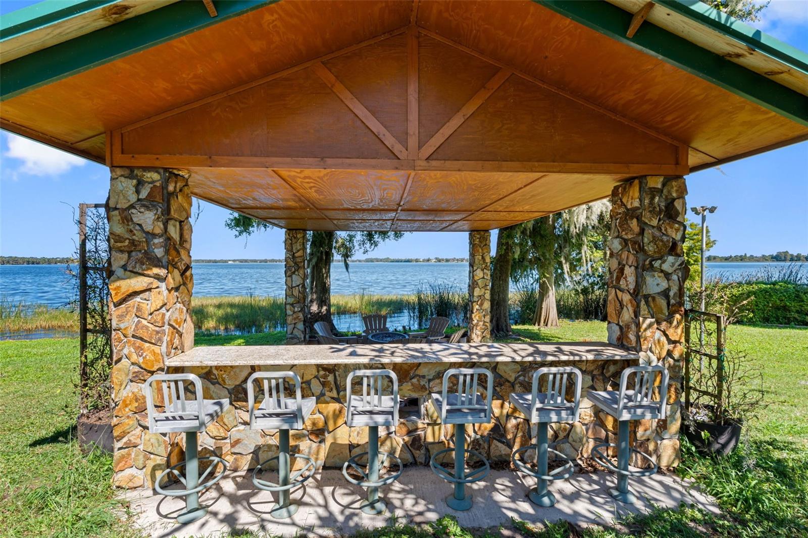 Lake Cabana11401 Thonotosassa Rd, Thonotosassa, FL