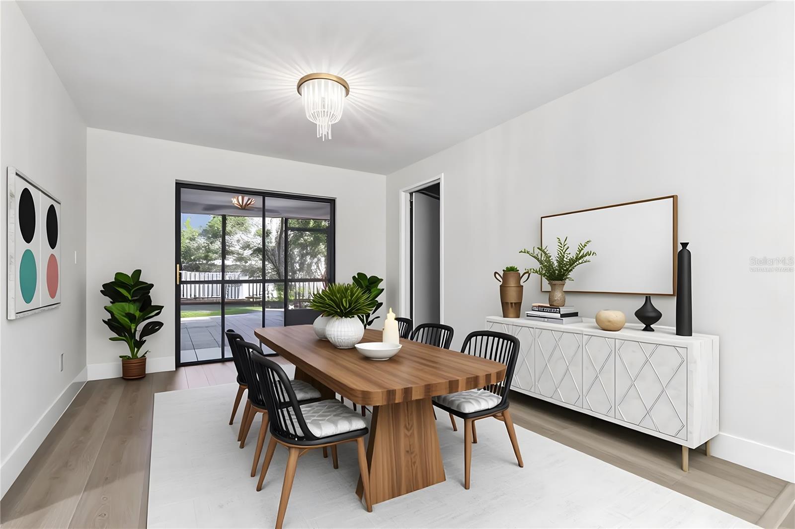 *VIRTUALLY STAGED* DINING ROOM