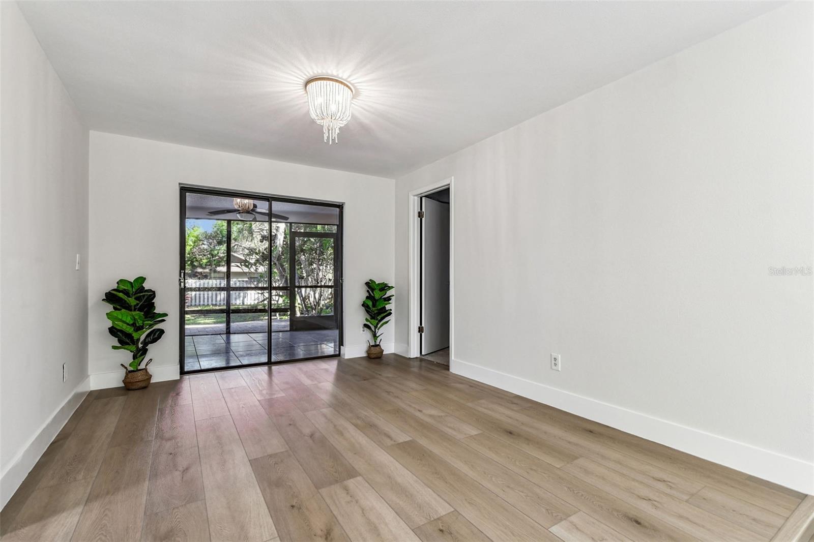 BEFORE VIRTUAL STAGING...