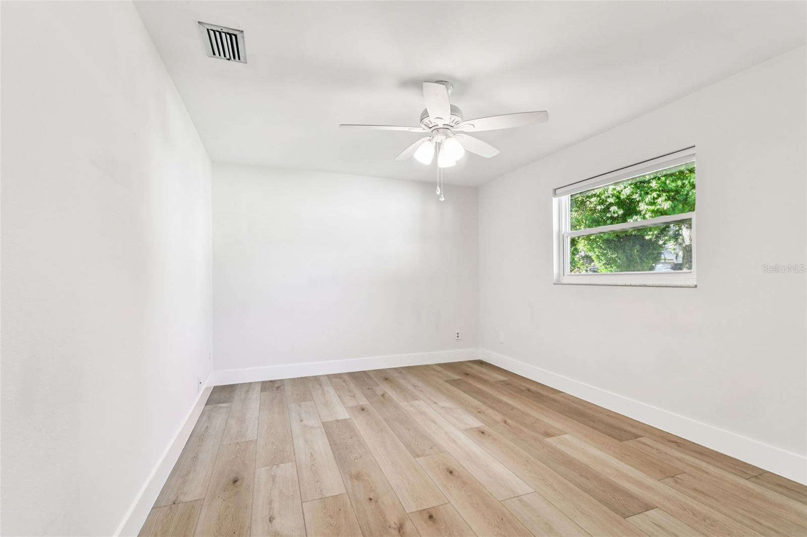 BEFORE VIRTUAL STAGING...