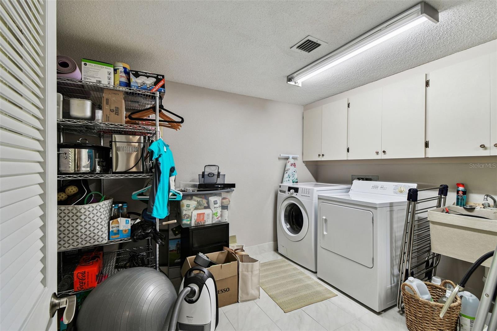 Personal laundry room