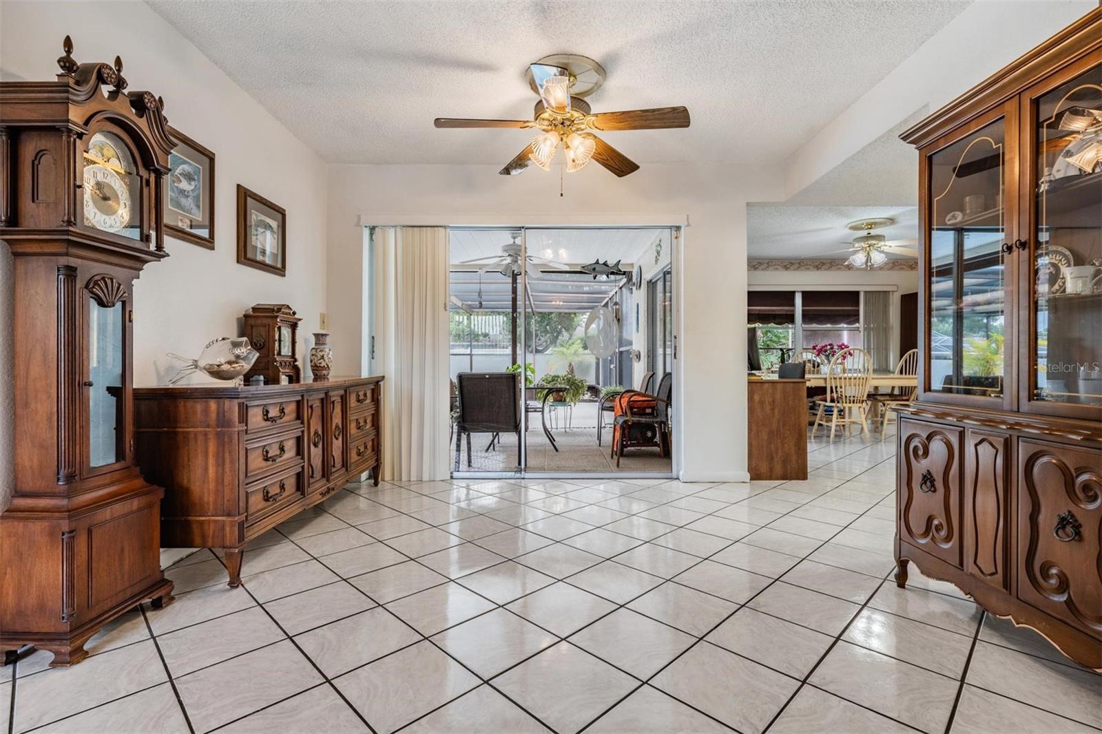 Open area for extended living room, eating area or office space