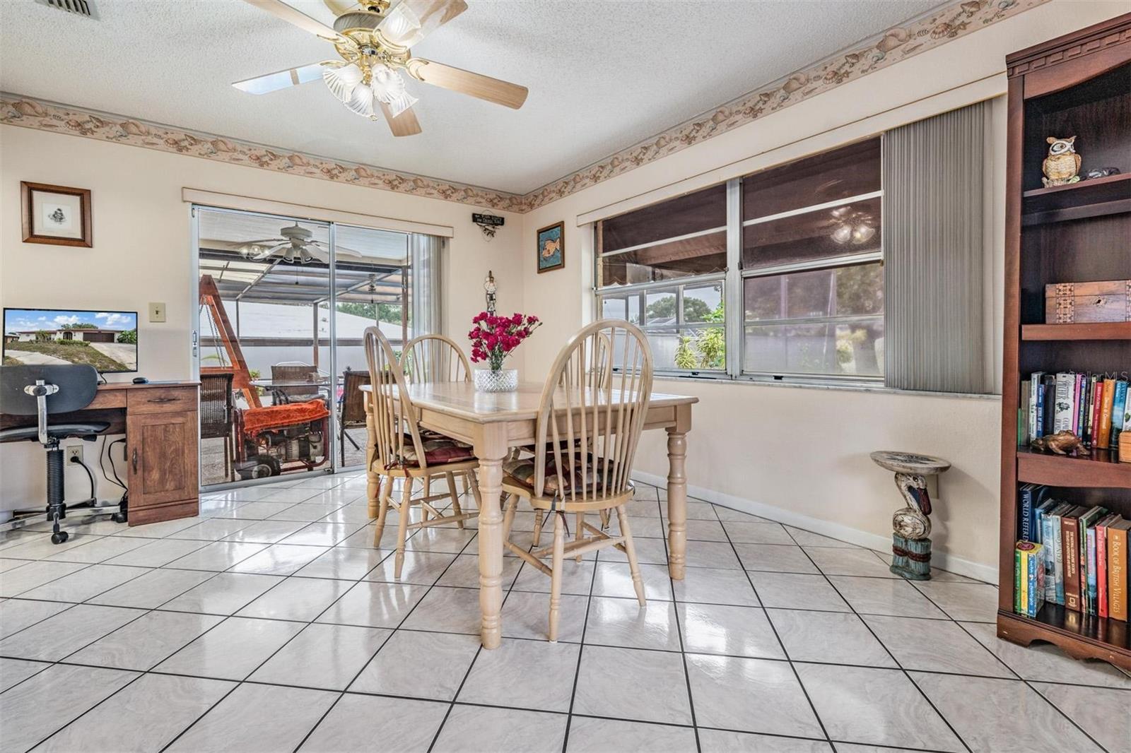 Large Dining Room or Family Room