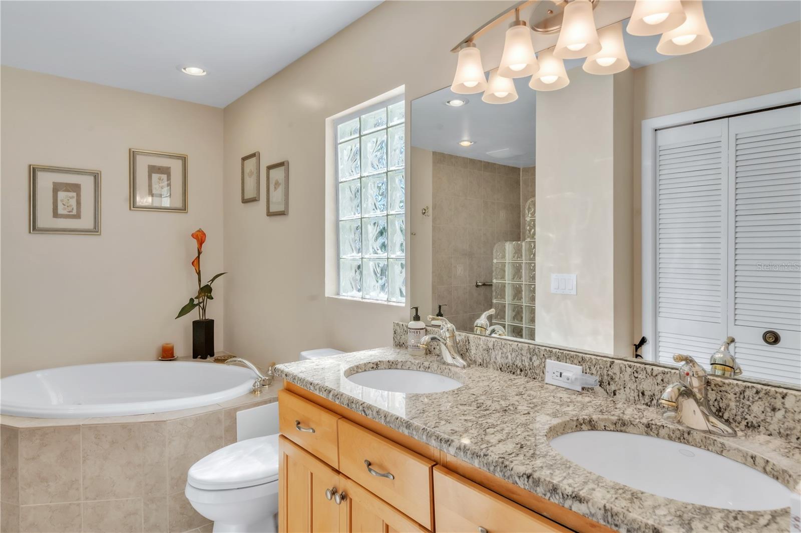 Primary bath