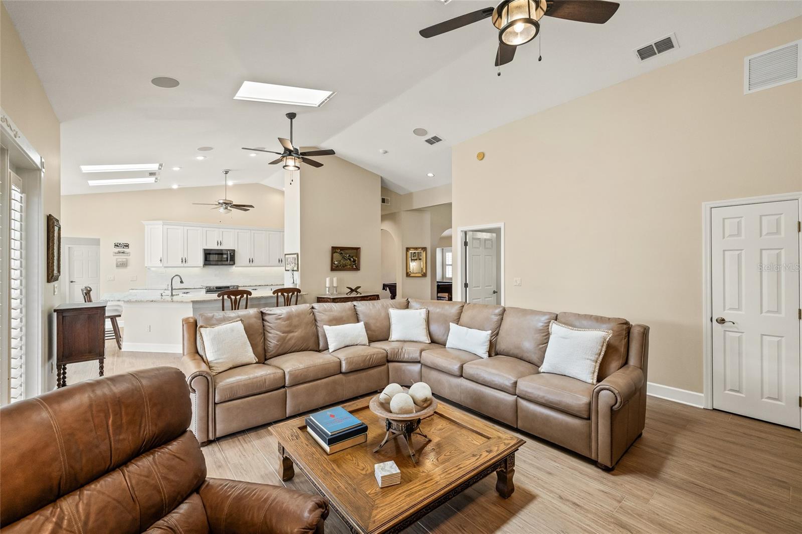 Light and bright in all rooms with the skylights and solar tubes.