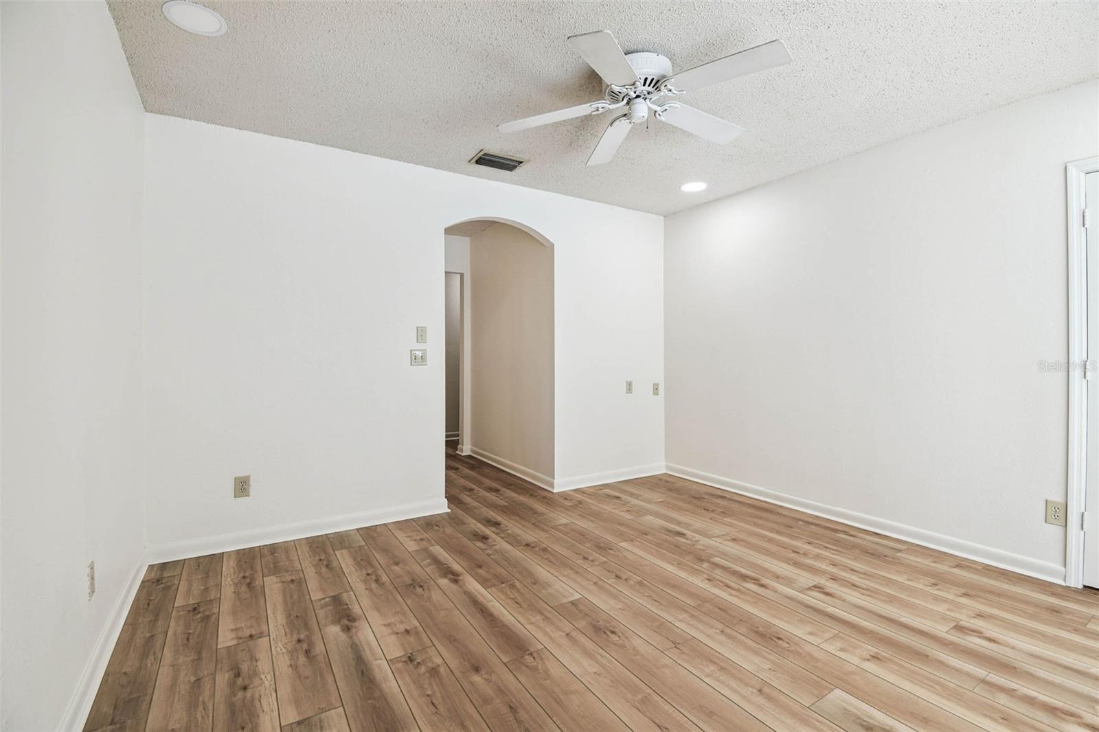Primary Bedroom2