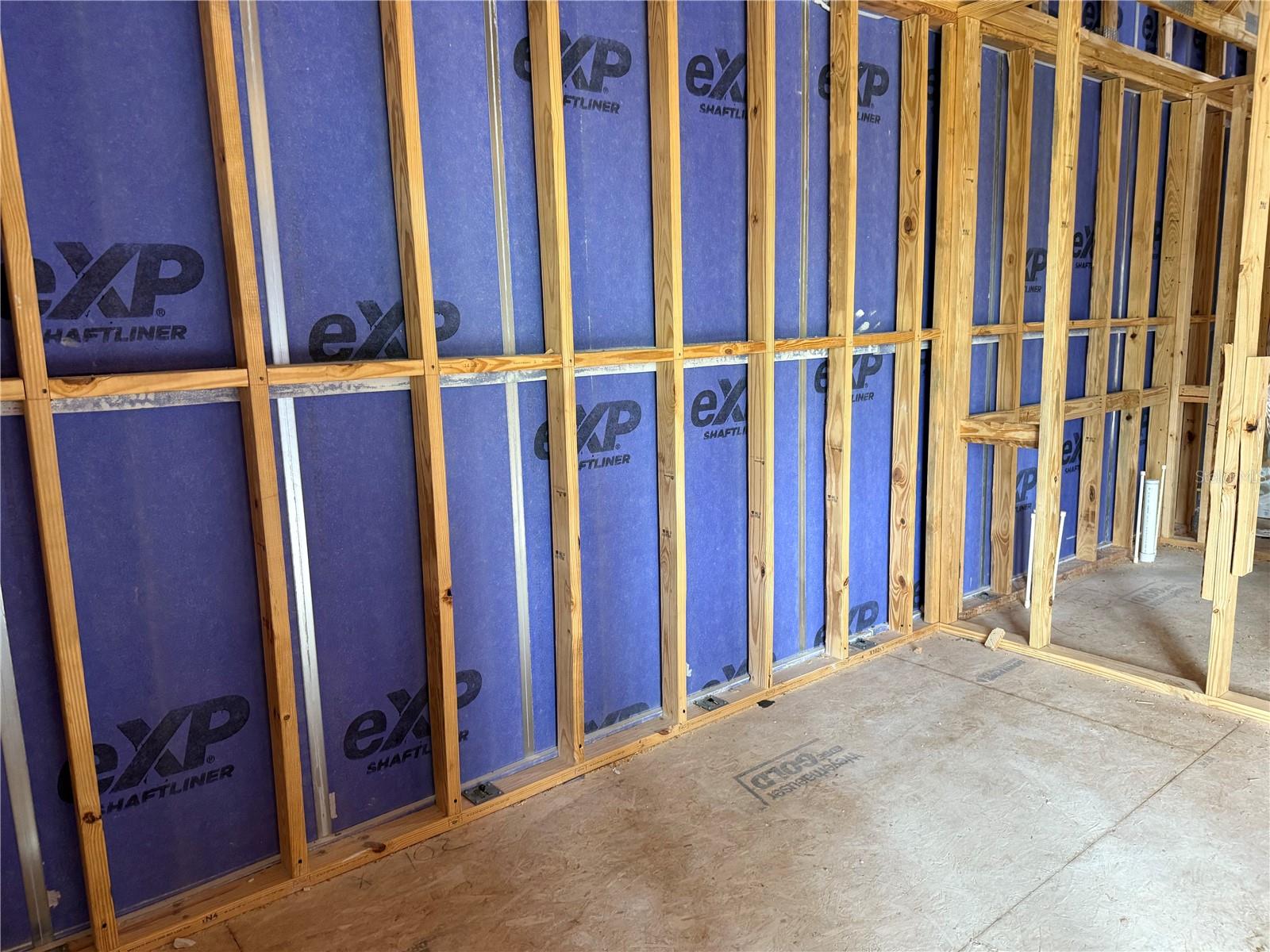 Sizeable primary walk-in closet