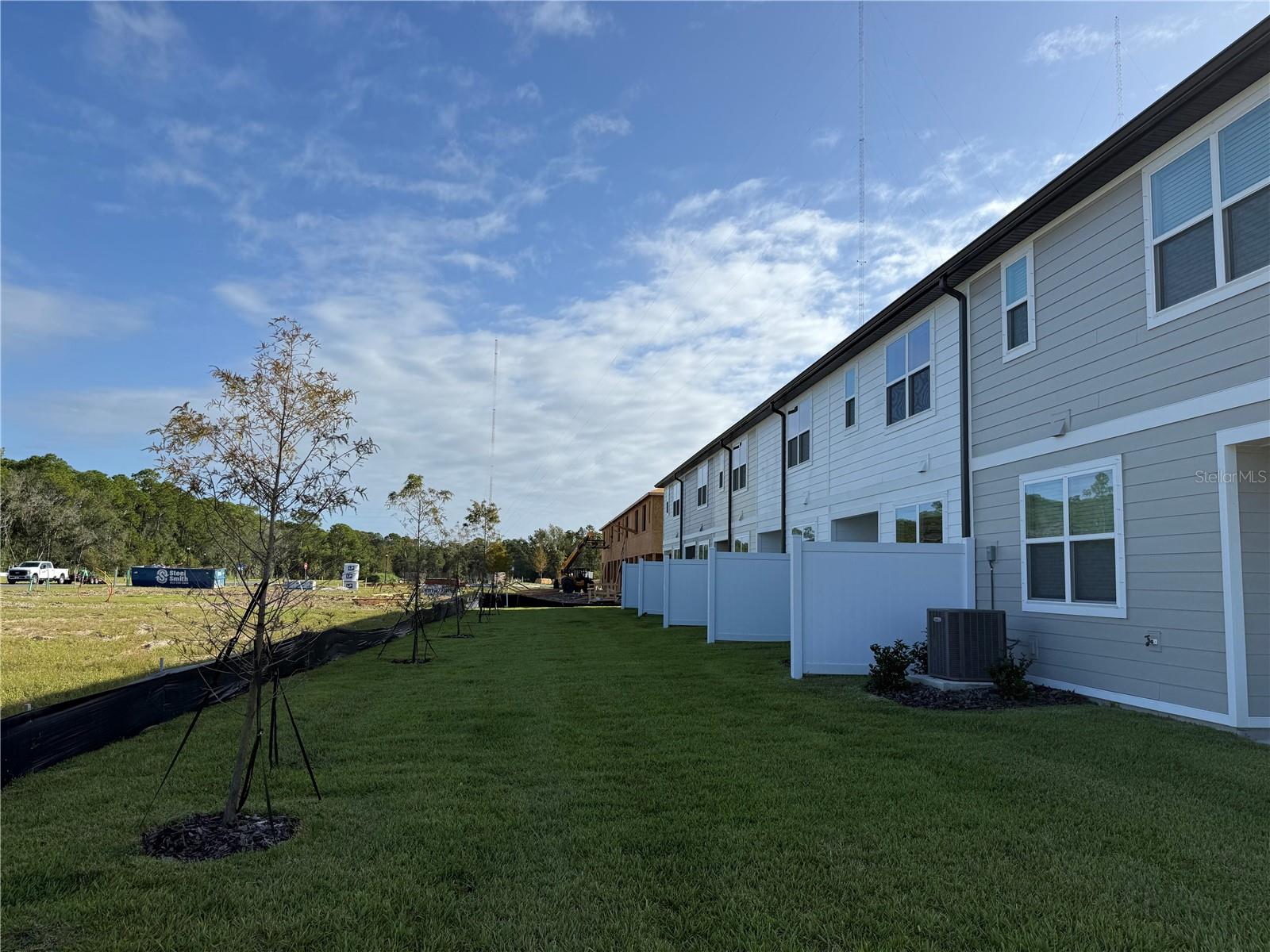 Sample Photo - Back Exterior