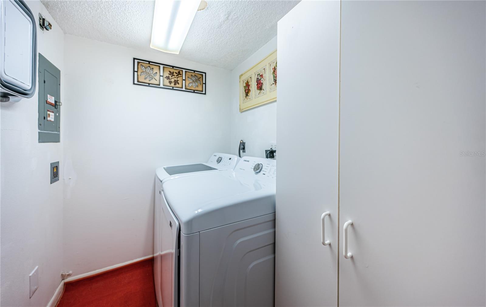 In Unit Laundry ROOM